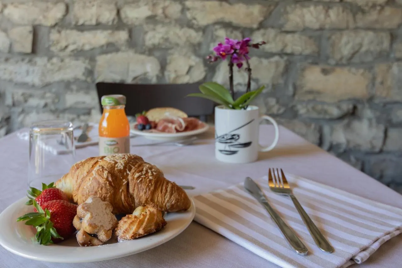 Ca Piodee Bed & Breakfast Faggeto Lario